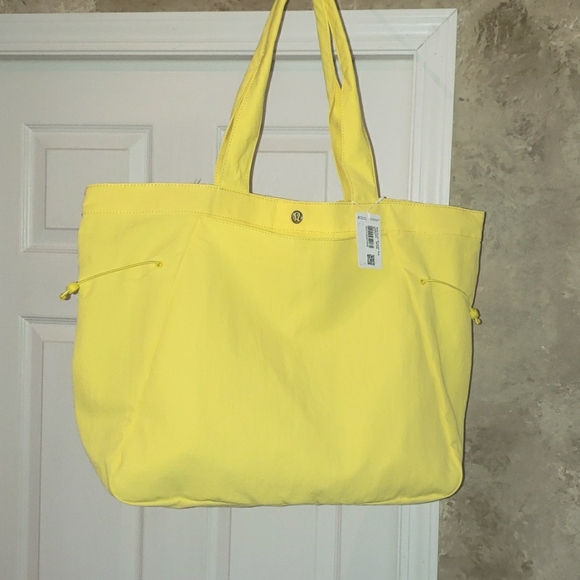 lululemon athletica Handbags - Lululemon Side-Cinch Shopper Bag Stunning Bright Yellow Durable Easy 2 Clean NWT